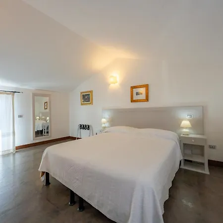 Albergo Residenziale La Corte Tortoli Exterior photo